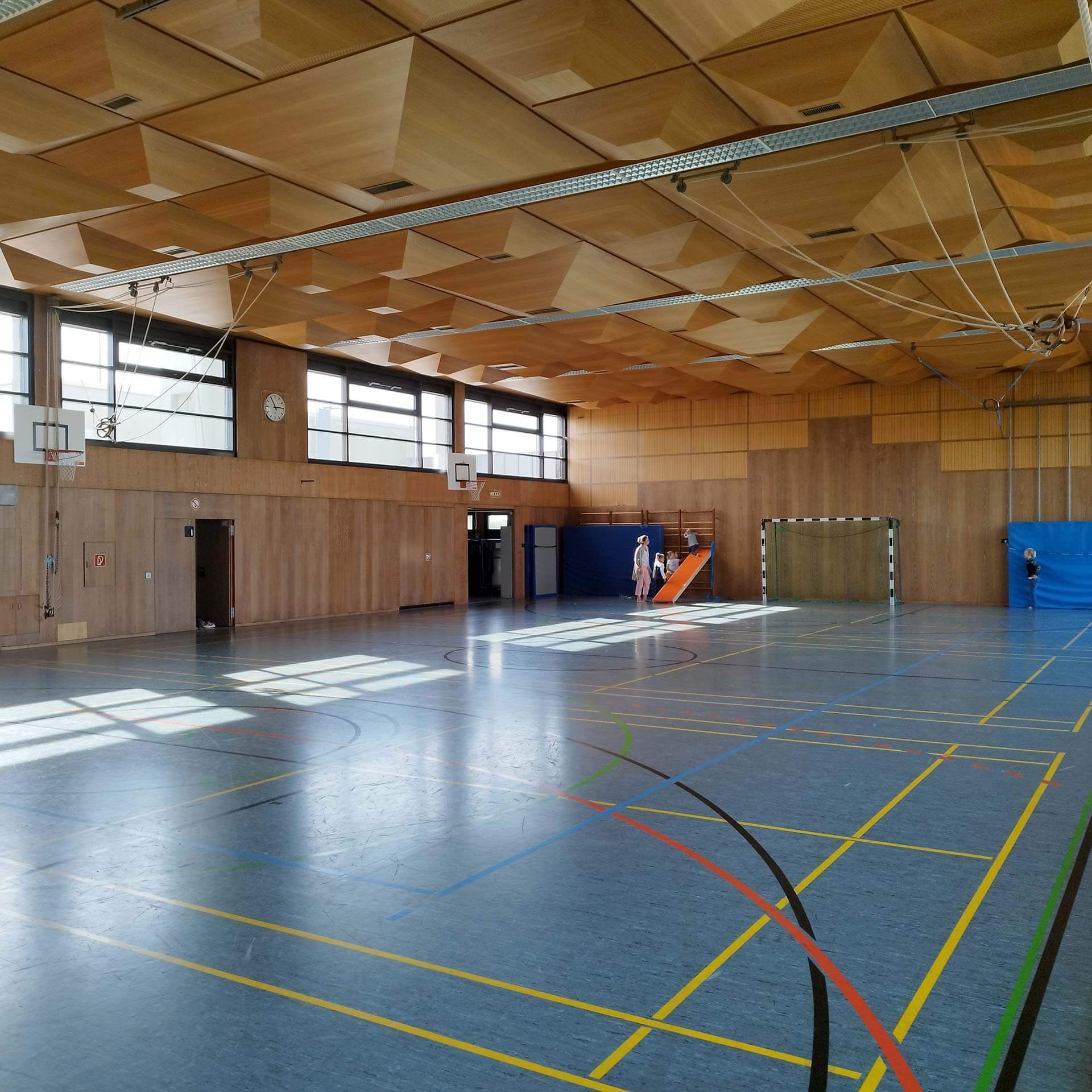 Inselhalle-Turnen_quadratisch_Sportverein-Reichenau
